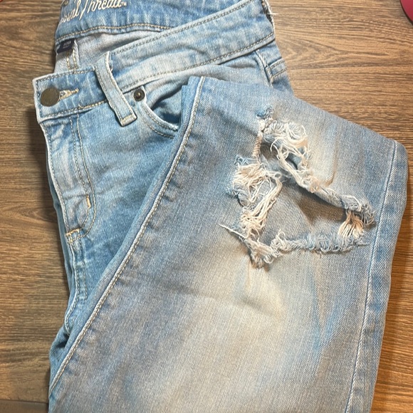 Universal Thread Jeans - Picture 2 of 2
